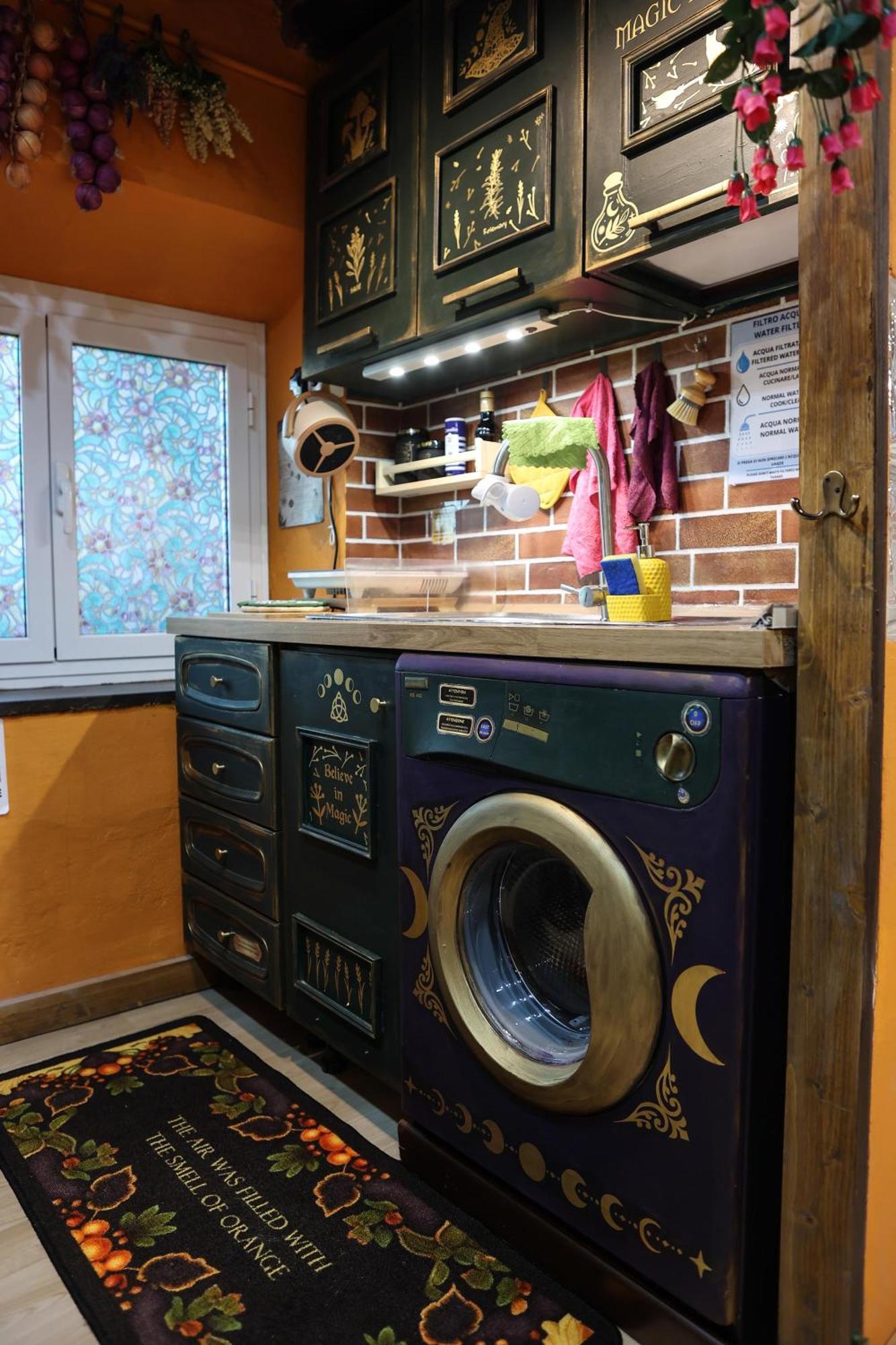 La Casa Di Strega Euphoria - Casa Vacanza Tra Arte E Magia Viterbo Exterior foto